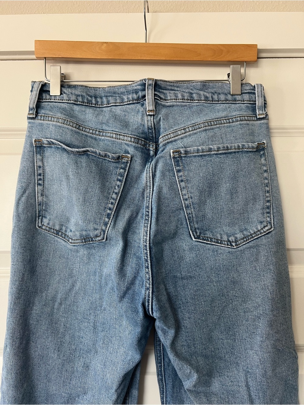 Old Navy Sky-Hi Straight Jeans Womens 10 Blue Distressed Button Fly Raw Hem - Picture 10 of 14